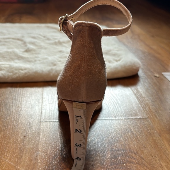 👠Vince Camuto High Heel Sandals - Picture 14 of 14